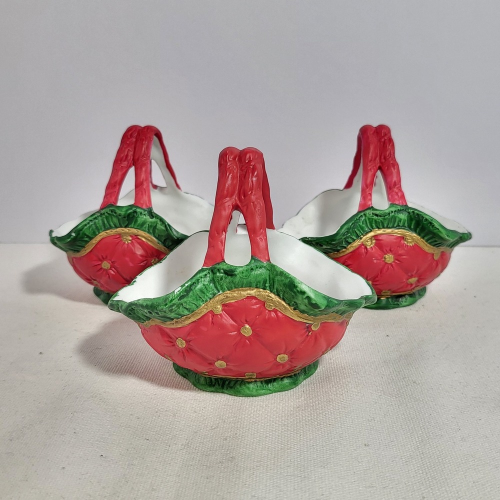 Vintage Christmas Ceramic Nut Candy Dish Basket Set of 3 Red Green Gold Tufted